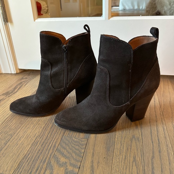 Donald J. Pliner - Brown Suede zip Ankle Boots - Picture 2 of 5